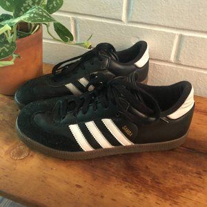 SOLD adidas Samba Classic